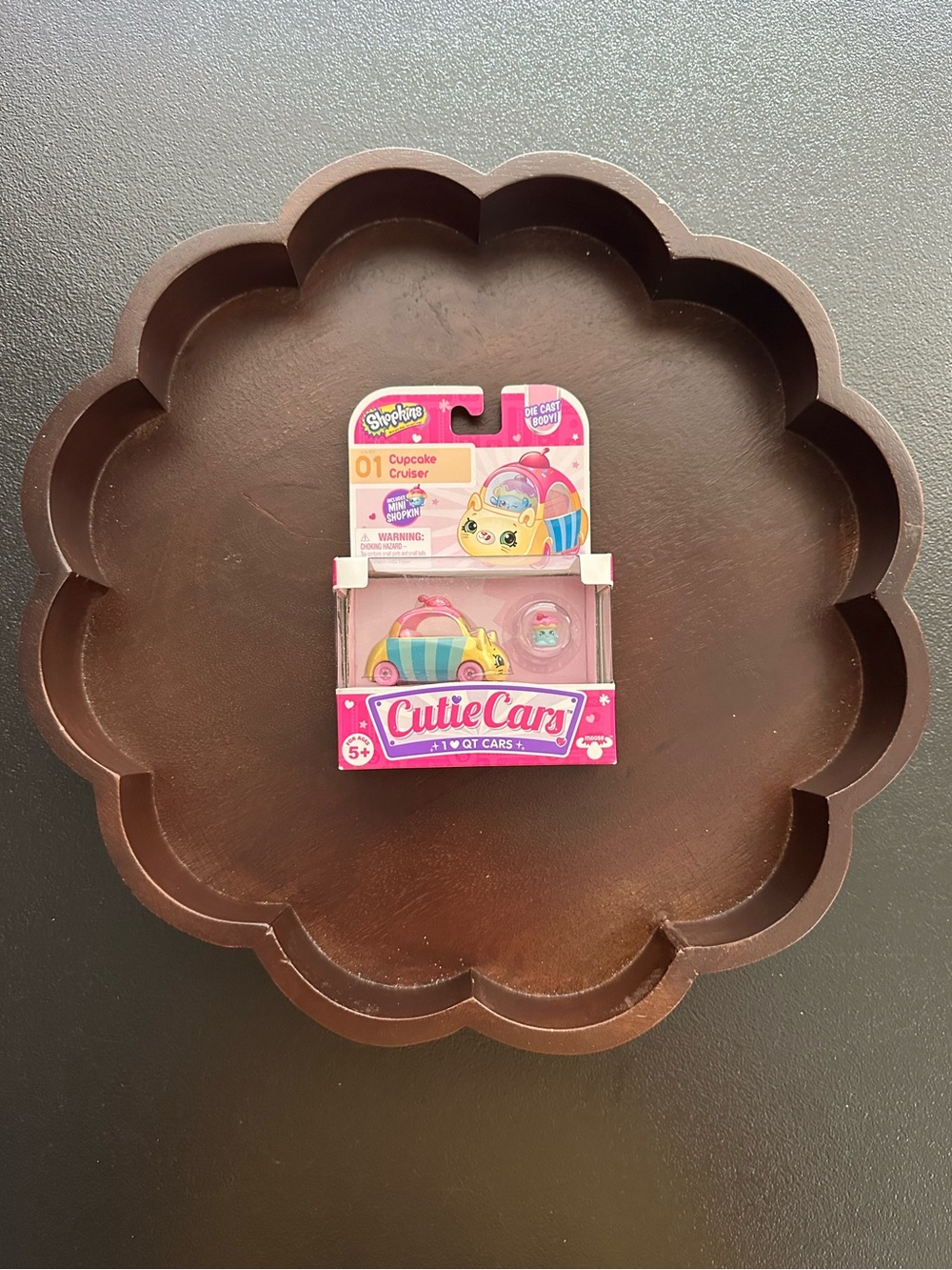 Shopkins Cutie Cars ~ Cupcake Cruiser With Mini Shopkin Box #01